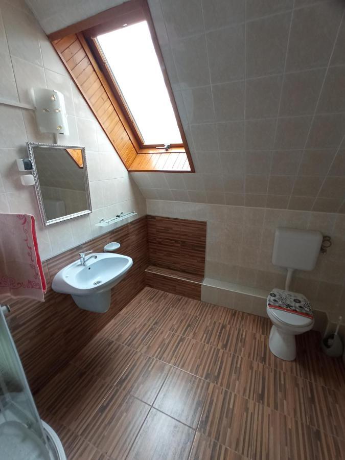 Holiday Apartmanház Zalakaros Exterior foto